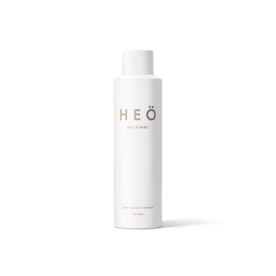 HEÖ Helsinki, hair product, bottle front,  HEÖ Dry Boost Spray is a light and structuring spray that gives hair natural volume and hold